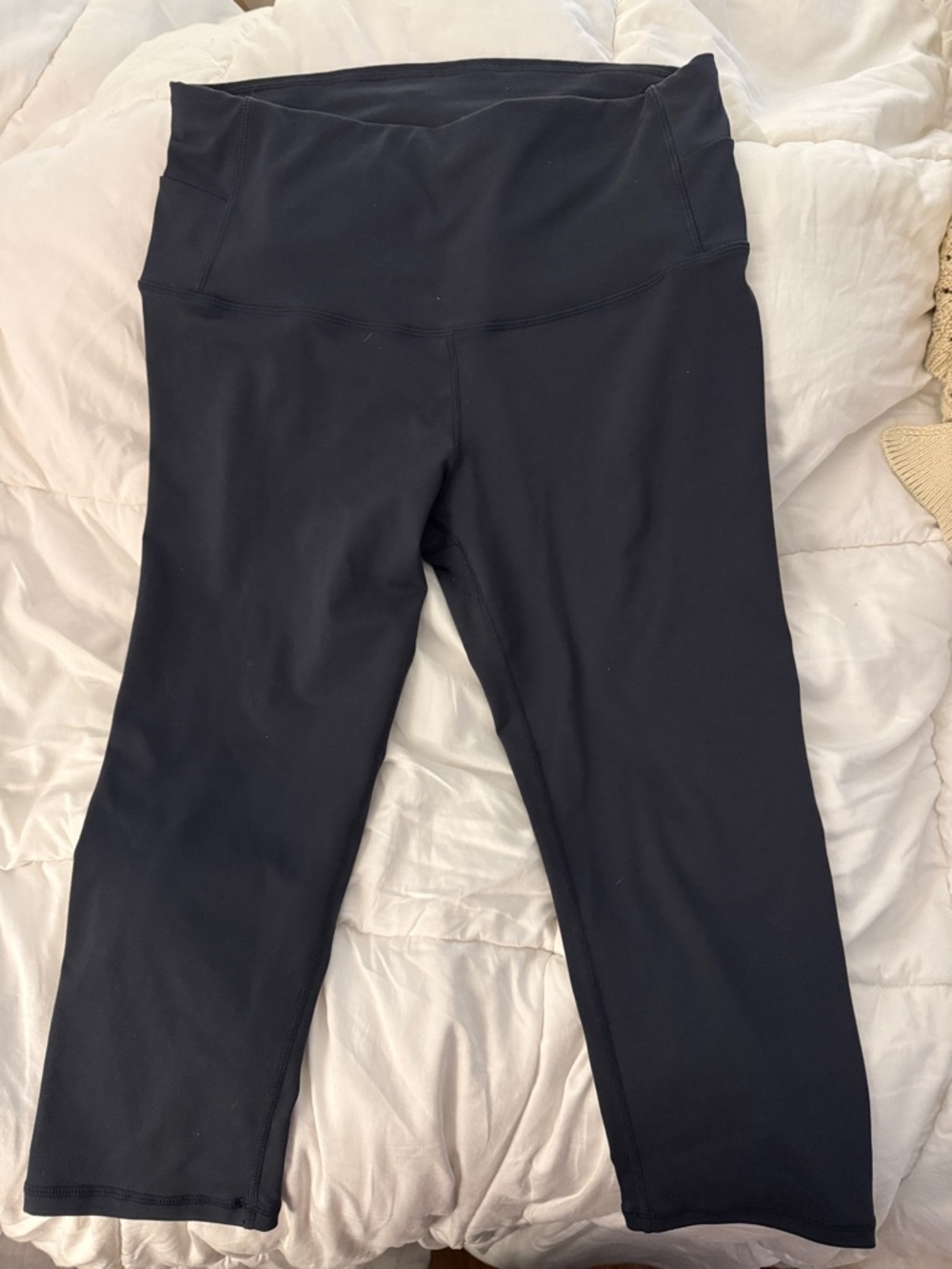 Amazon Black High-Waist Capri Leggings